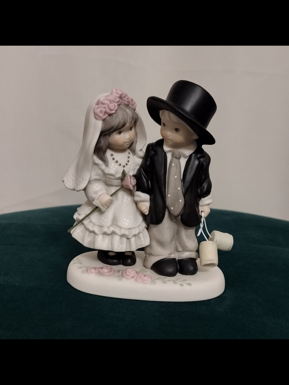 Enesco "Promises of Love" 1997 Porcelain Bride and Groom Figurine